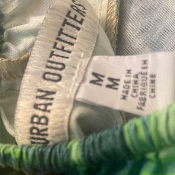 Green Plaid Sleeveless Dress - Picture 10 of 10